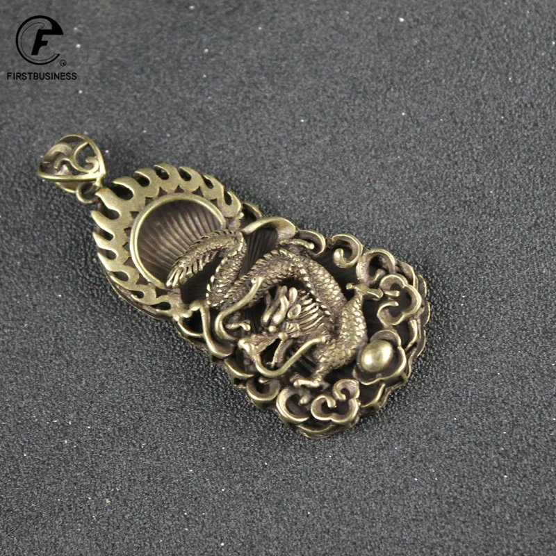 2021 نمط جديد العتيقة النحاس التنين الصيني قلادة قلادة الحيوان محظوظ نعمة الشخصيات الصينية FU هدية السنة الجديدة