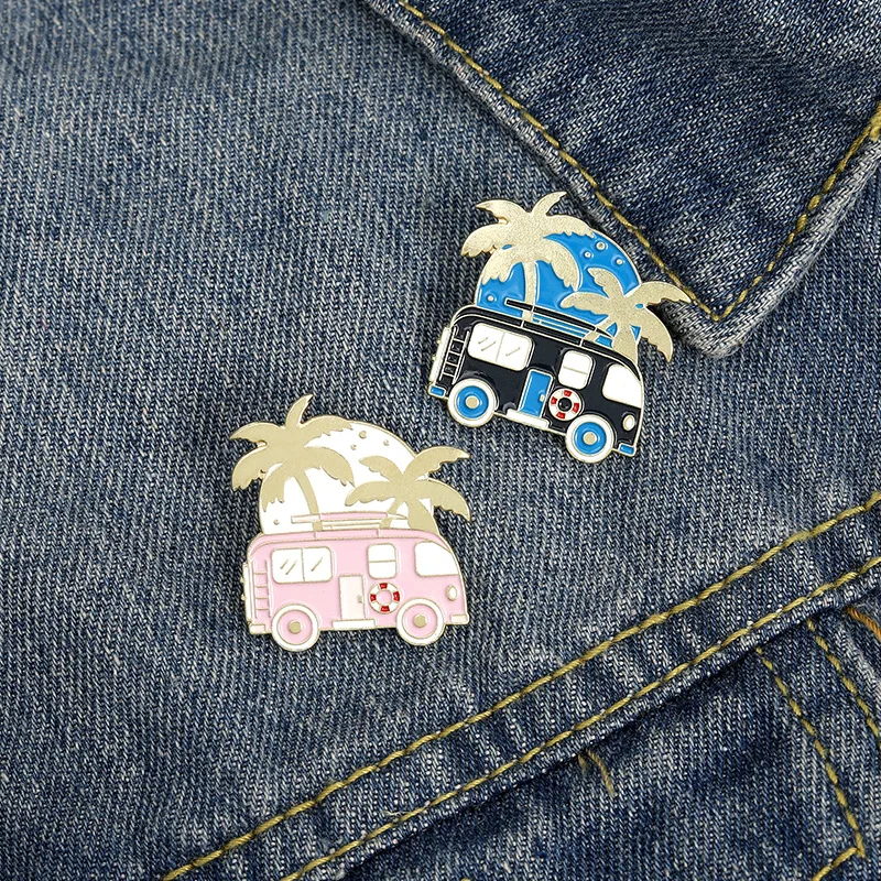 

Funny Jewelry Gift Kids FriendsMotorhomeTravel Enamel Pin Recreational Vehicle Brooches Bag Lapel Pin Adventure Badges