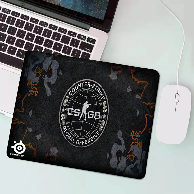 

SteelSeries QcK Gaming Accessories Small Mouse Pad Sports Mass Qck Small CS GO Desk Mat Varmilo Keyboard Gabinete Gamer Mousepad