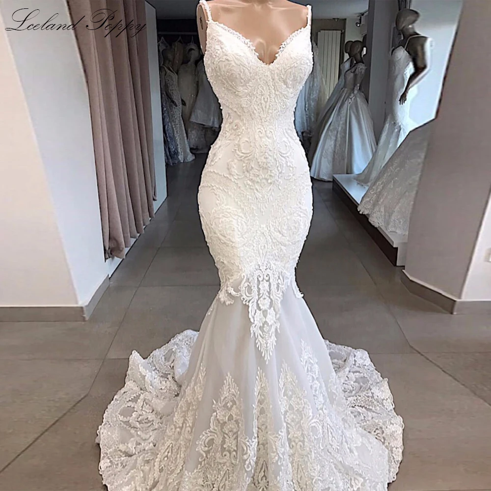 Lceland Poppy Customized V-neck Mermaid Wedding Dresses Sleeveless Beaded Lace Appliques Backless Bridal Gowns