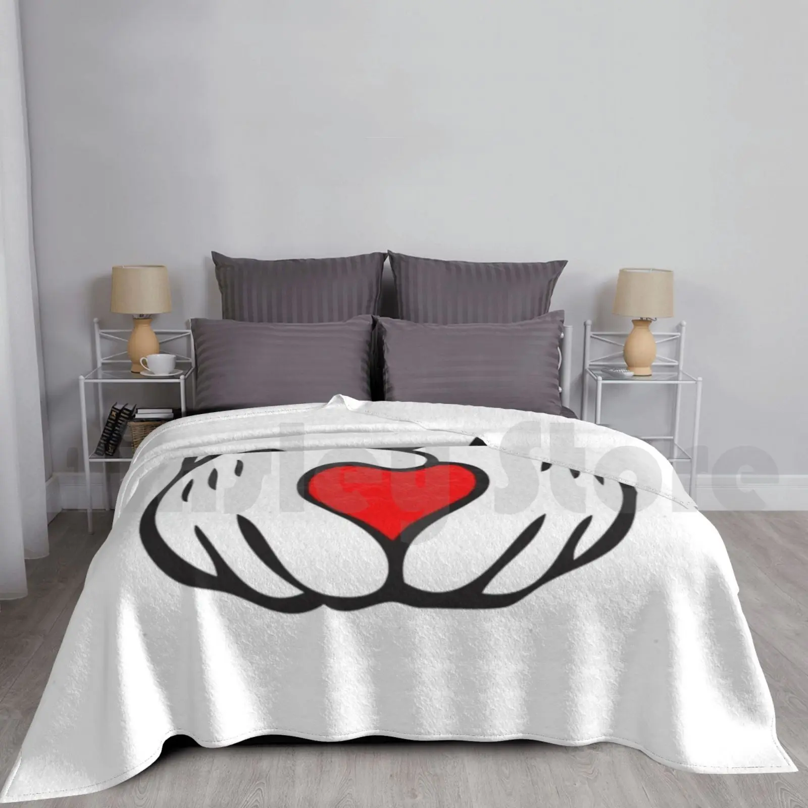 Sweet Heart! Blanket For Sofa Bed Travel Heart Love Mickey Cartoon Animated Movie Hands