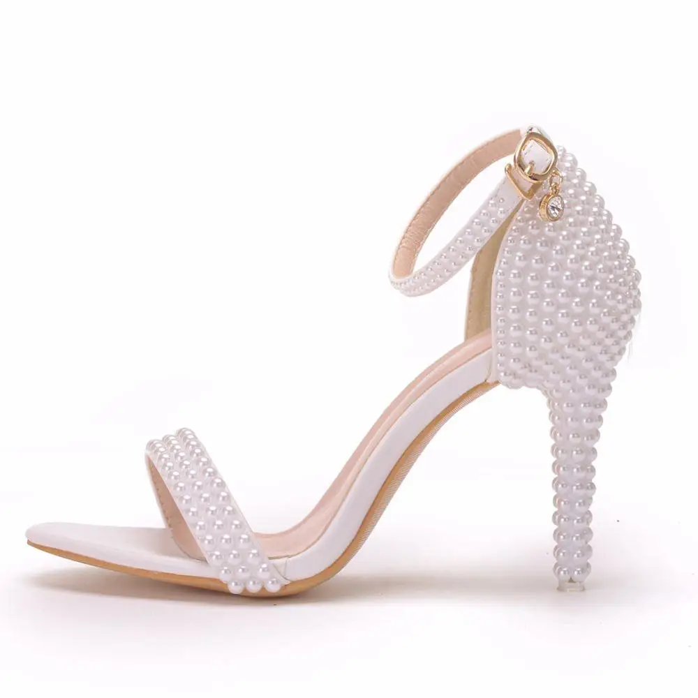 Crystal Queen-zapatos de boda para mujer, sandalias de tacón alto con punta abierta y correa en el tobillo, Stiletto blanco, para fiesta