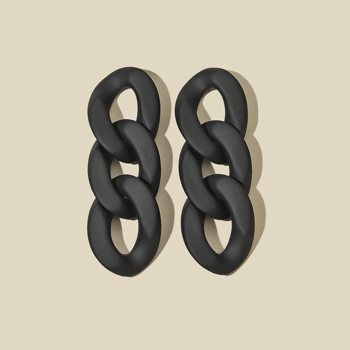 Temperament Dangle earrings female long fashion earrings wild Korean earrings new high-end exaggerated large earrings wholesale image 3