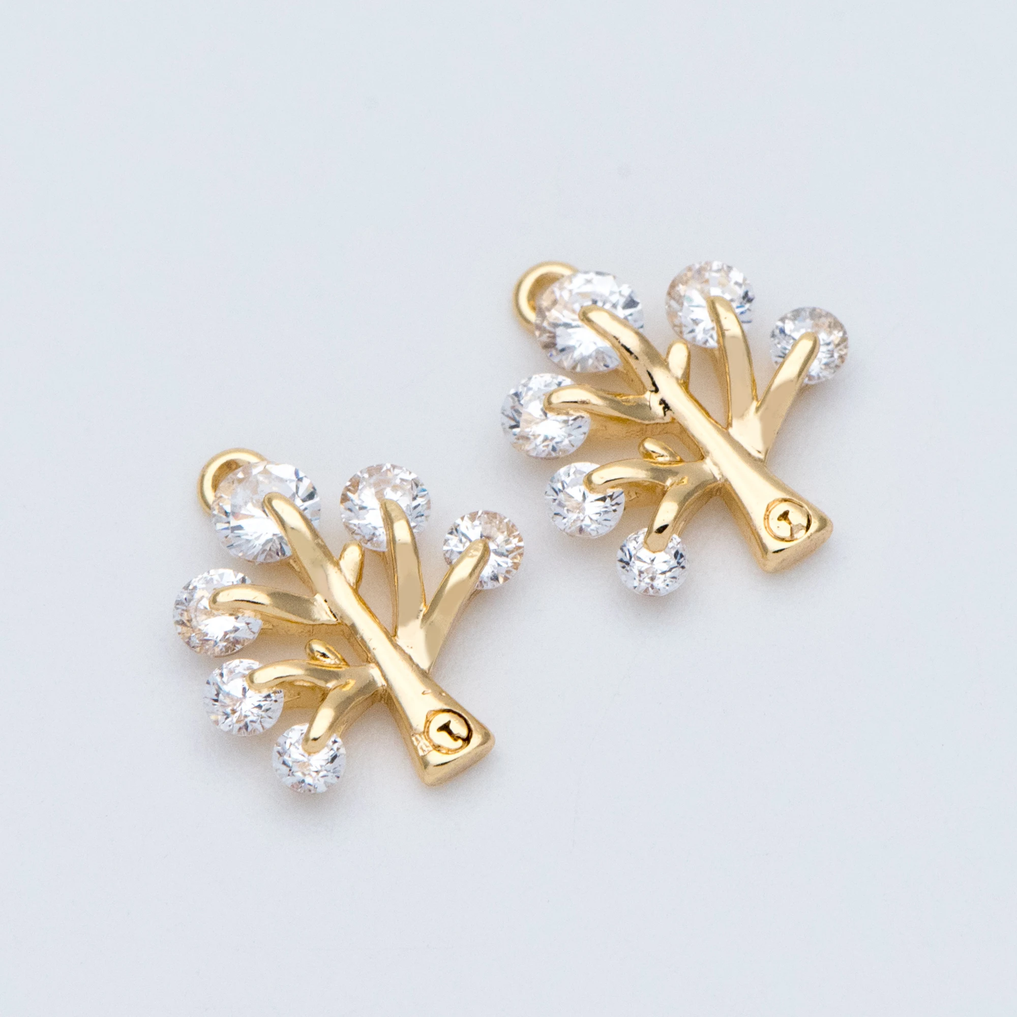 

10pcs CZ Paved Tree Charms 12x10mm, Gold Tone Brass Plant Pendants, For Necklace Braelet DIY Jewelry Making (GB-771)