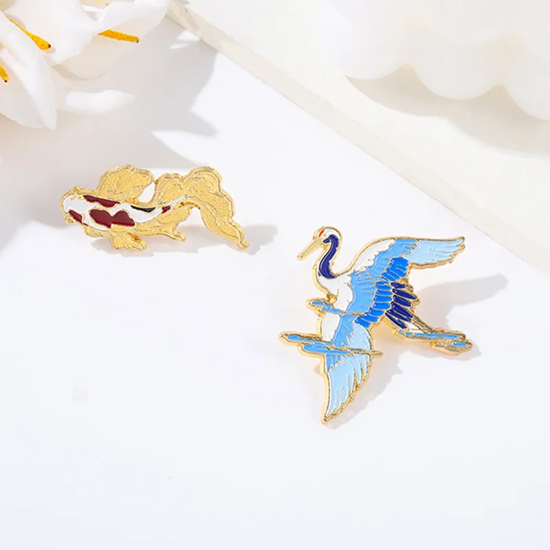 Simple Koi Fish And Red-crowned Crane Alloy Enamel Brooch Japan And South Korea Cartoon Cute Bird Badge Pin Backpack Accessories