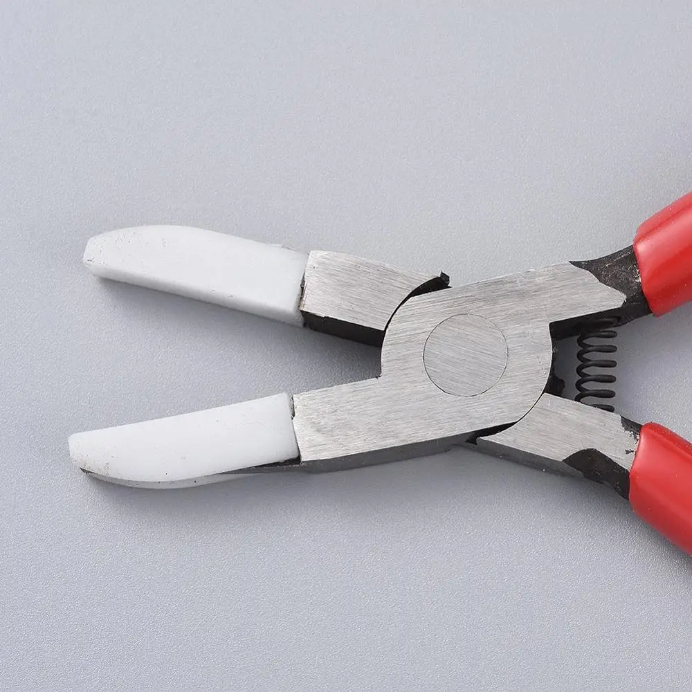 Pandahall  Carbon Steel Jewelry Pliers Red Flat Nose Plier with Cover for Jewelry DIY Making Tools 142x98x8mm