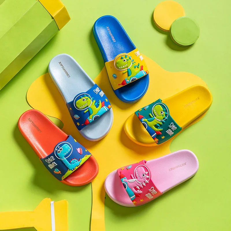 Pantoufles mignonnes de dinosaure pour enfants, imperméables, respirantes, non ald, garçons et filles, chaussures de canard pour la maison, nouveau,