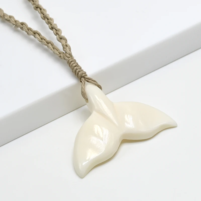 NGX039 Man Jewelry New Zealand Maori Tribes Pendant Natural Bone Whale\'s Tail Hemp Rope Weaving Beach Leisure Surfing Necklace