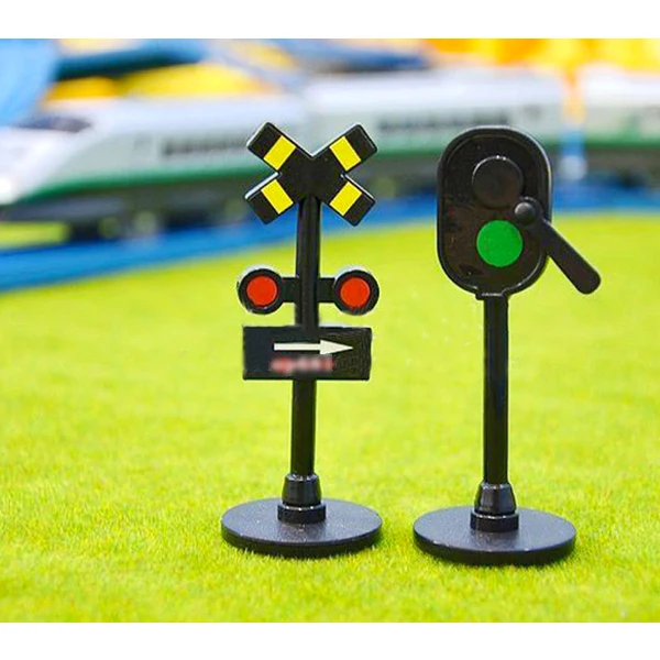 Suitable for electric light rail train scene Manually change light traffic light groups boys / children\'s toys gift X1-13