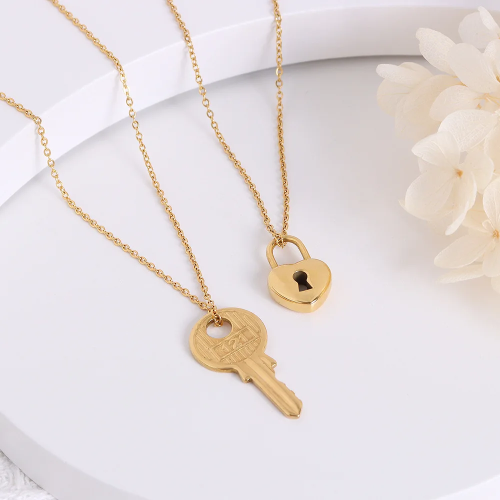 PVD 18K Gold Plated Stainless Steel Cute Small Heart Lock Key Pendant Necklaces for Women Girl Fashion Stackable Jewelry Gift