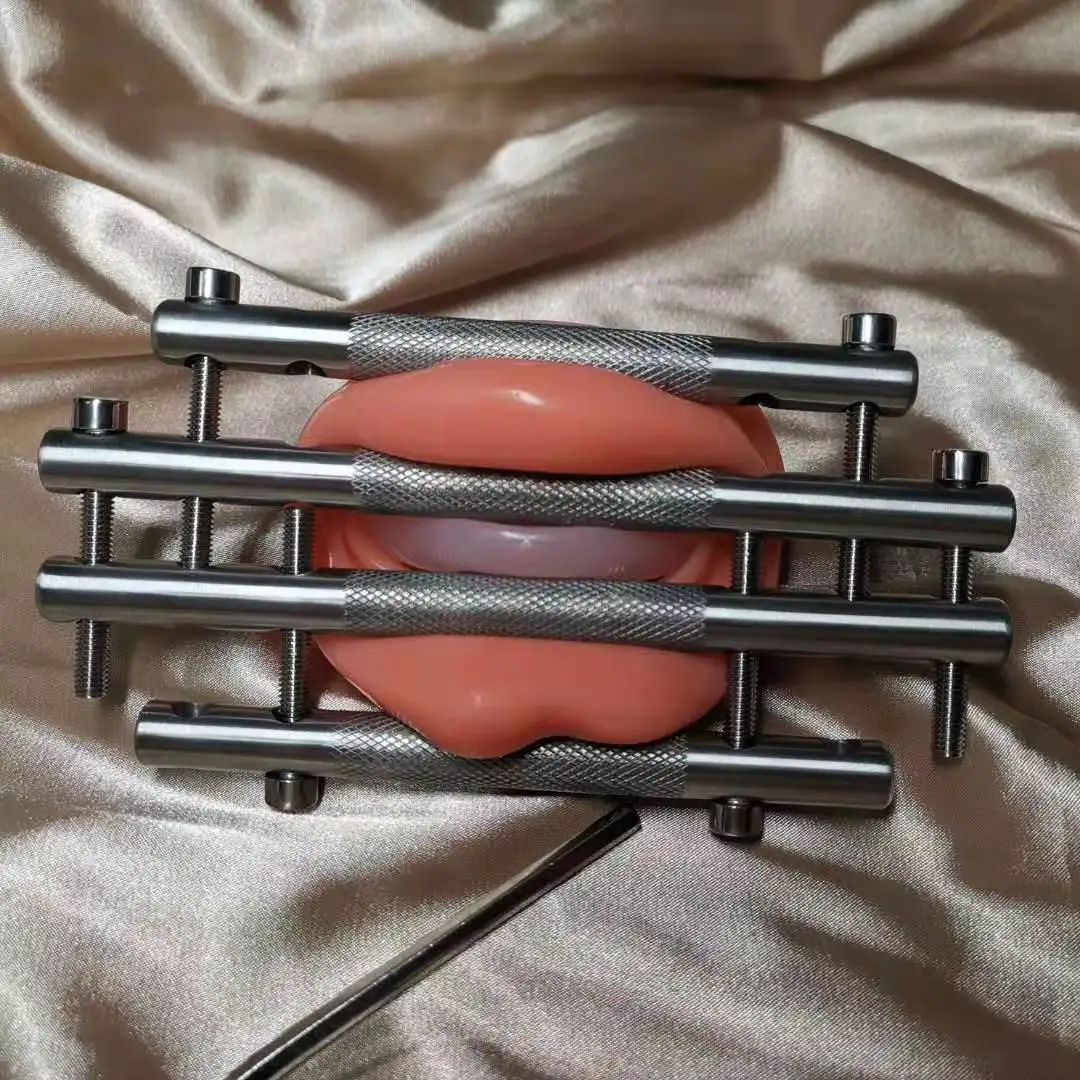 Stainless Steel Tongue Lip and Labia extrusion Clip BDSM Bondage Restraints Fetish Sex Toys For Couples Women Erotic Adults Toys