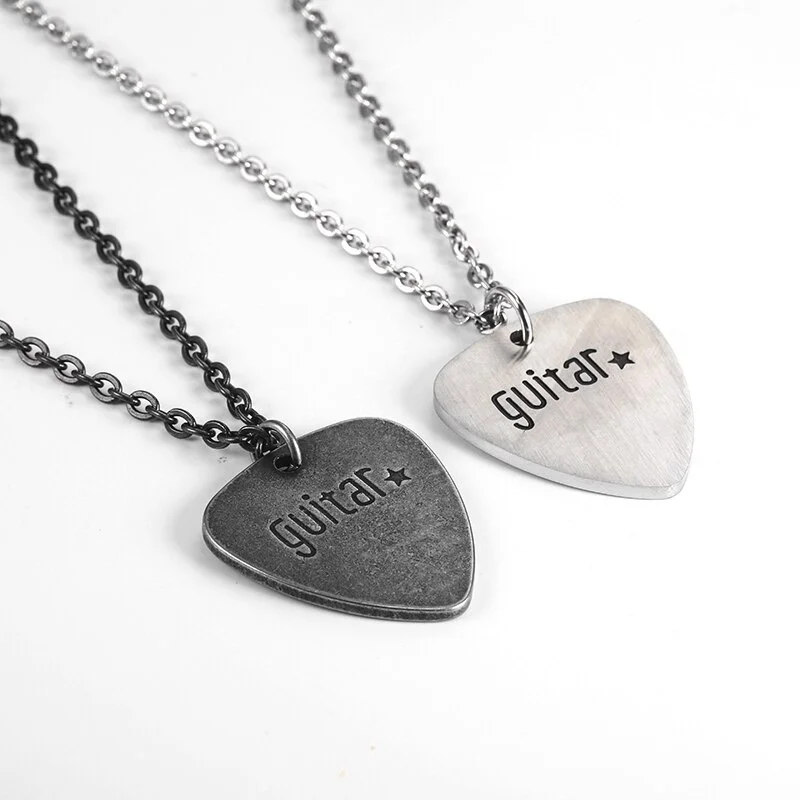 New Heart Shaped Guitar Pick Pendant Necklace Men\'s Women\'s Necklace Metal Sliding Pendant Accessories Jewelry Guitar Pick Gift