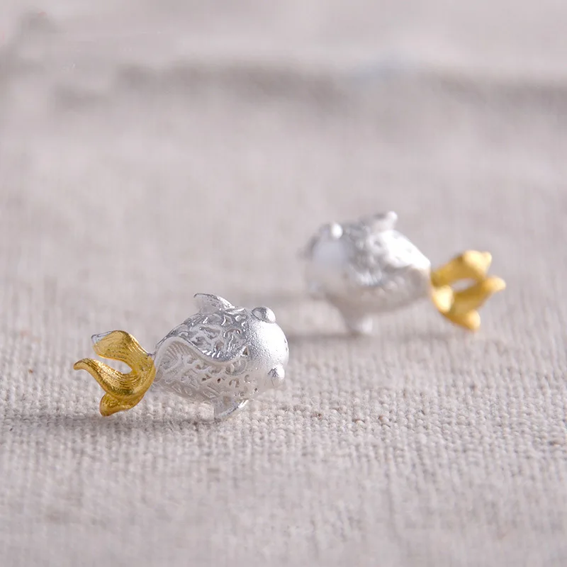 Prawdziwe 925 Sterling Silver małe ryby stadniny kolczyki dla kobiet dziewczyn moda sterling-srebrny-biżuteria prezenty dla kobiet