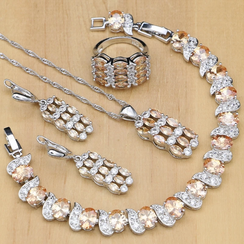 

Женский ювелирный комплект из колье и серёг, из серебра 925 пробы