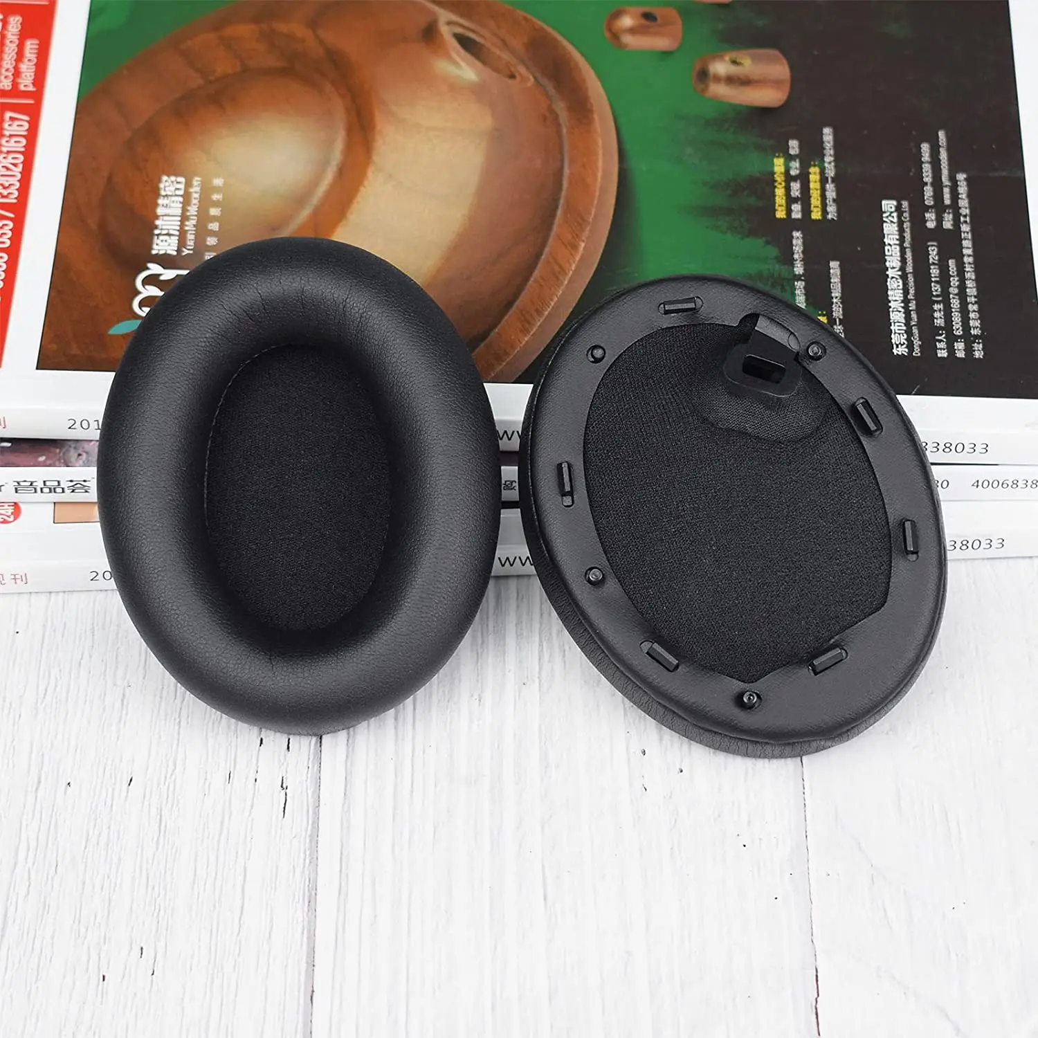 ترقية وسادة وسائد الأذن، غطاء وسادات الأذن البديلة لسماعة الرأس Sony WH-1000XM4 المانعة للضوضاء (أسود مع حامل وسادات الأذن)