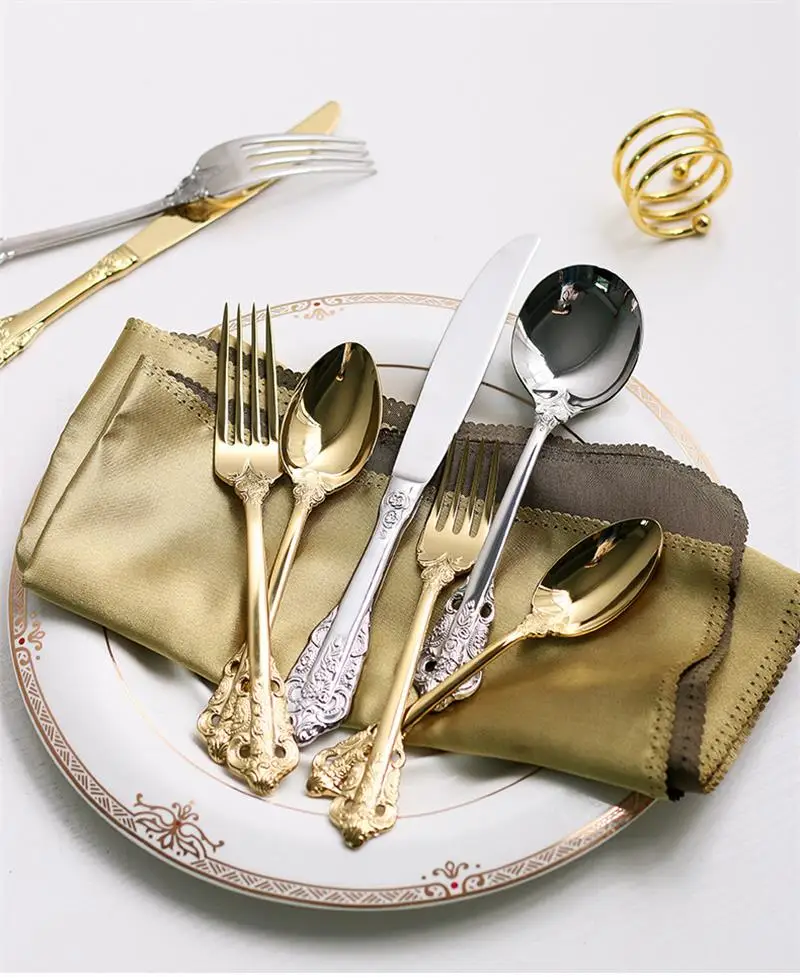 

24pcs Vintage Gold Cutlery Western Dinning Set Silver Luxury Dinnerware Engraving Tableware Dinner Knives Forks Table Teaspoon