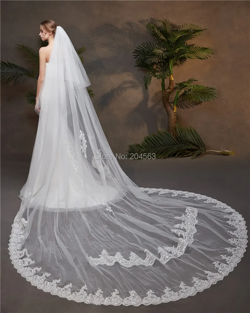 

Elegant White or Ivory Two-Layer Wedding Veil Lace Edge Tulle Cathedral Veil for Bride with Comb HL