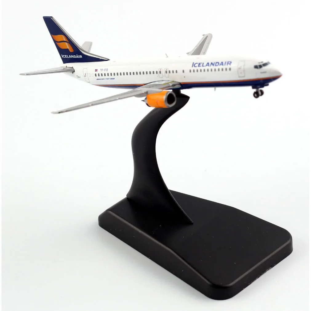 1:400 Alloy kolekcjonerski samolot prezent JC Wings XX4238 islandia Boeing B737-400 Diecast samolot JET Model TF-FID ze stojakiem