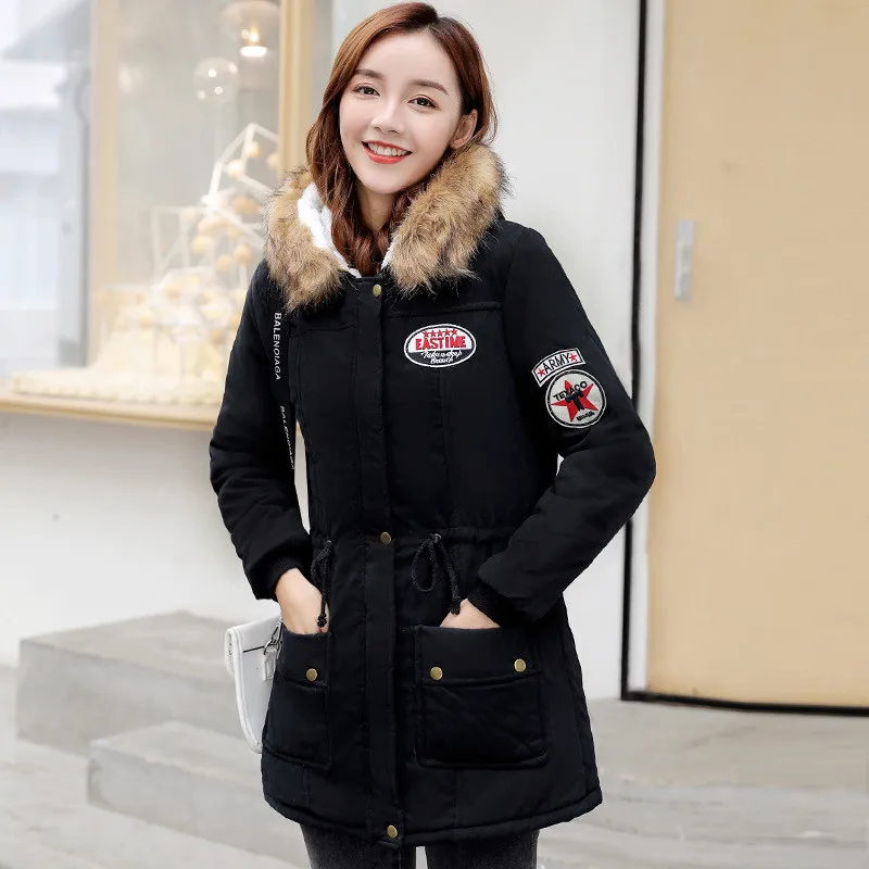 Cappotto in cotone donna autunno inverno nuova moda spessa collo di pelliccia con cappuccio coulisse sottile cappotto multicolore di media lunghezza