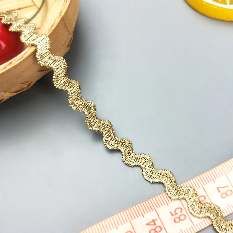 zsbszc neue 16 Yards Breite 1CM genähte goldene Spitzenborte, Flechtspitze, DIY-Bekleidungszubehör, Makramee-Stickereispitze, kostenloser Versand JDB57 – Detail 6