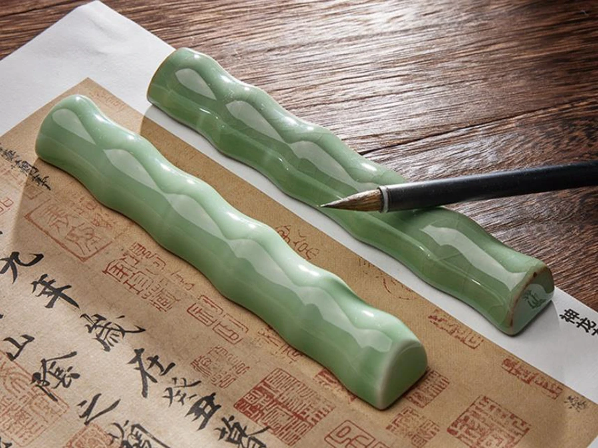 

A Pair Longquan Celadon Handmade Mei Ziqing Celadon Paperweights Brush Rest Calligraphy Painting Sumi-e Tool