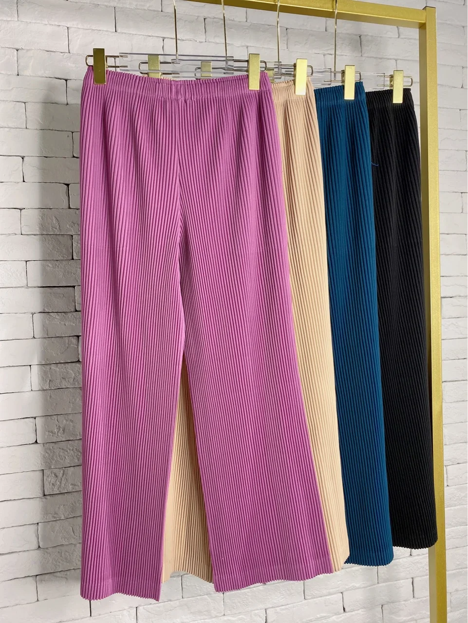 

Women Ankle-Length Pants Miyake Pleated Fashion Loose Large Size Spring/Autumn High Street Folds Female Straight Pants Tide