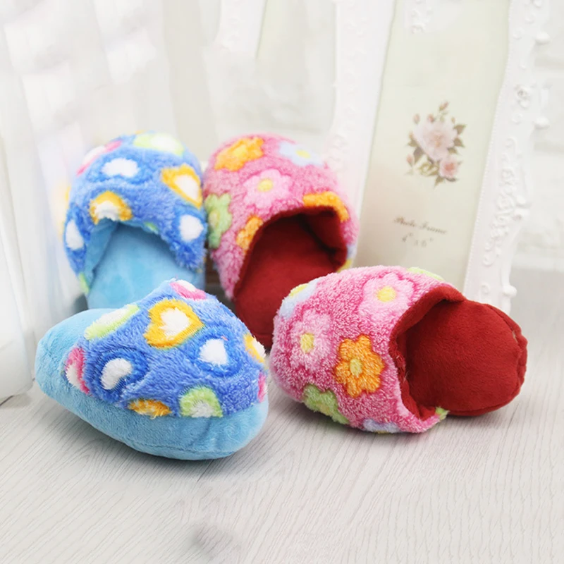 Pet Flip Flop Lovely Flower Pattern Dogs Toy Pet Puppy Chew Play Cute Plush Slipper Shape Squeaky Toys Dog Pets Blue Pink Color