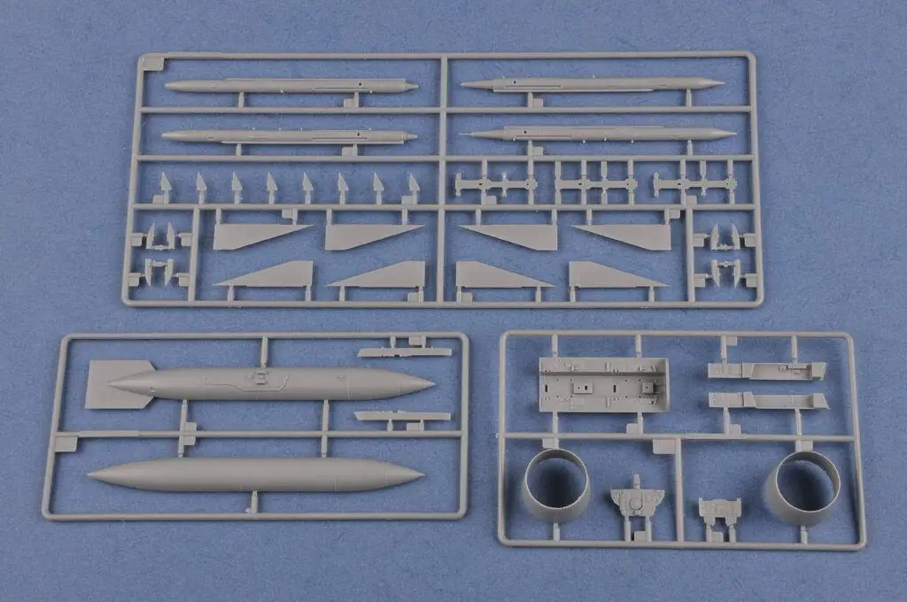 Hobbyboss 81753 1/48 Russian MiG-31 Foxhound Model KIt