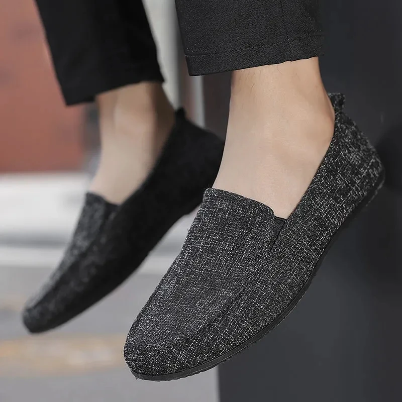 2021 New Arrival Plus Size 45 Boys Spring And Autumn Shoes Black Slip-On Man Vulcanized shoes Leisure Cheap Male Vulcanize shoe