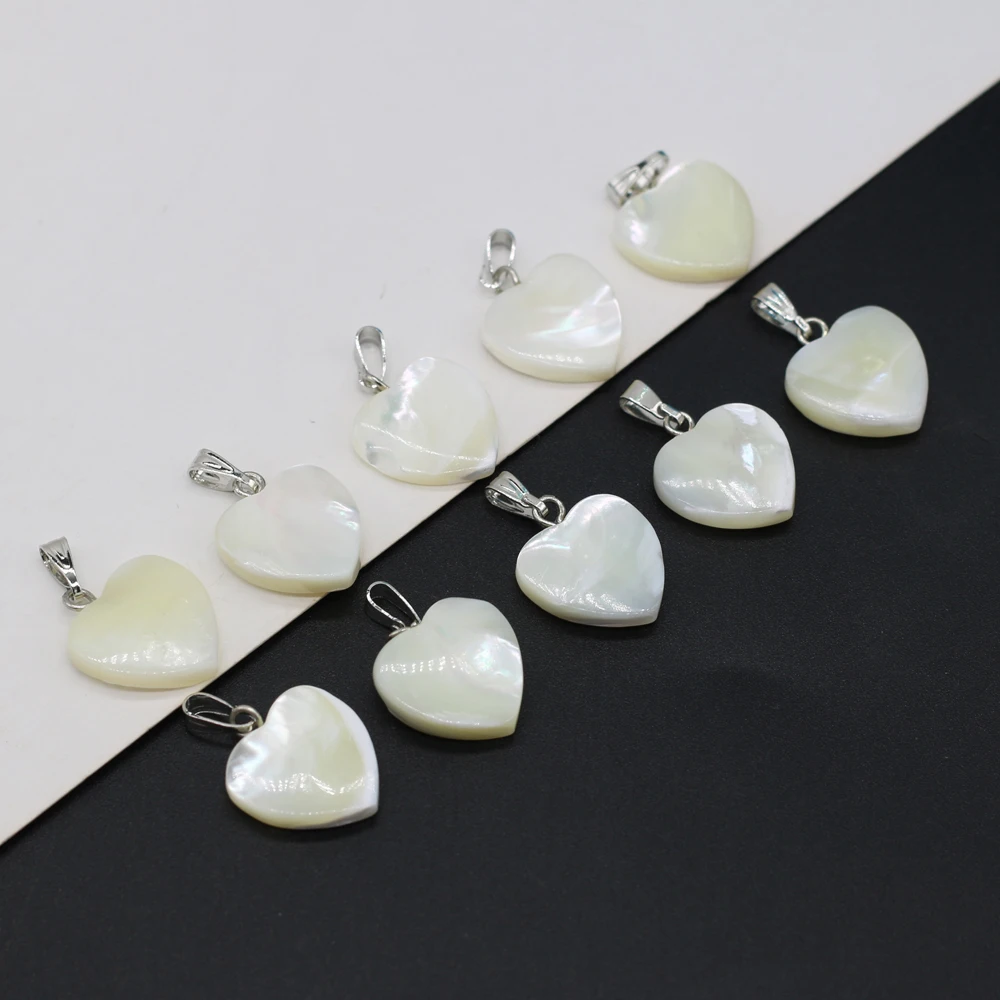 3pcs Natural Shell Pendant  Heart Shaped White Shell Pendant for Women Jewelry Making DIY Necklace Accessories Size 15x15mmm