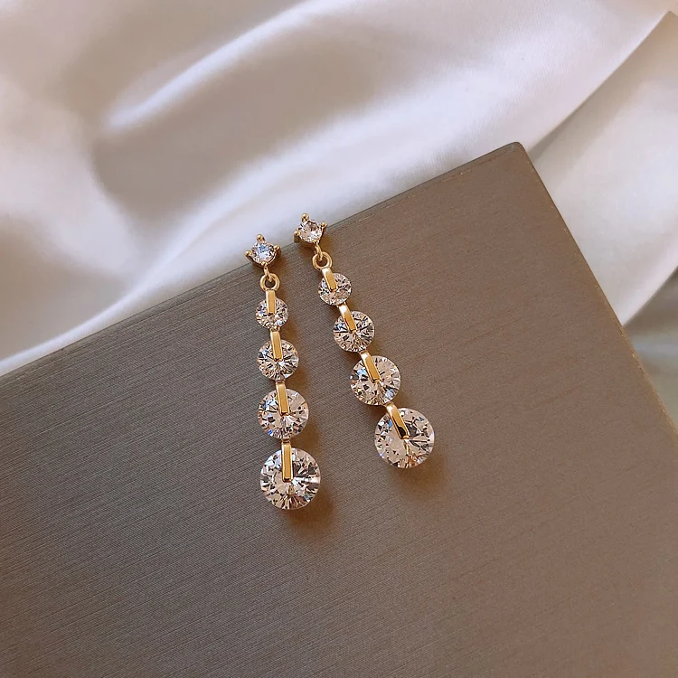 Fashion and High-Level Crystal Zircon Earrings Party Focus Earrings Give Gifts to Friends Everyday Wear Trendy Women's Earrings view 3