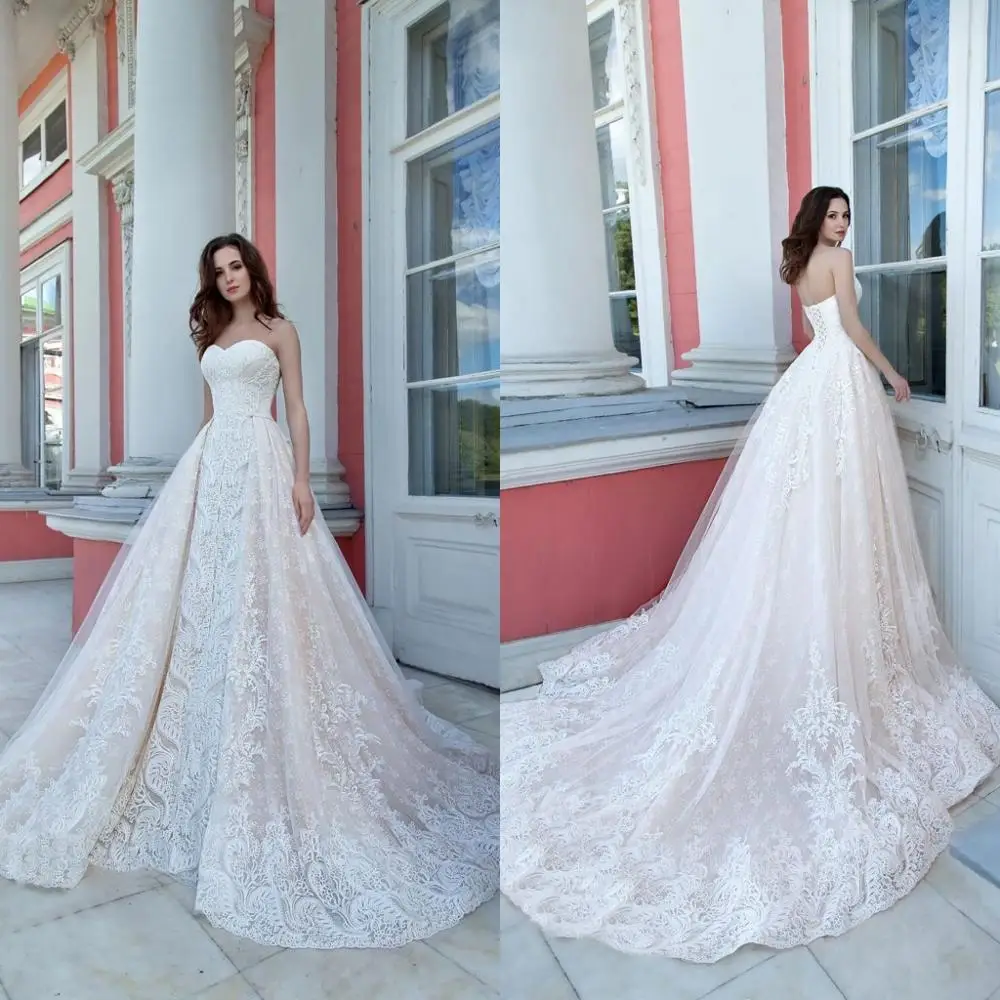 2020 Wedding Dresses Sweetheart Sleeveless Lace Appliques Bridal Gowns Lace-up Back Sweep Train A Line Wedding Dress