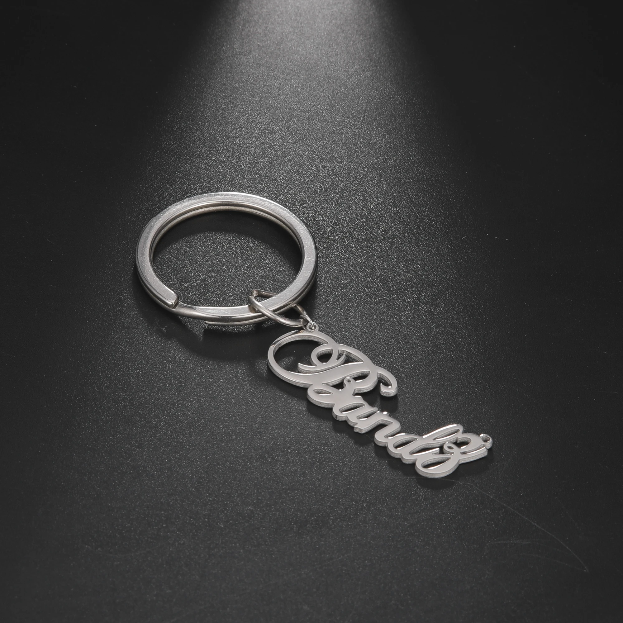 Sipuris Personalisierte Namens-Schlüsselanhänger aus Edelstahl, Individueller Initialen-Namensschlüsselanhänger für Männer, Einzigartiger Schmuck-Schlüsselring, Geschenk Neu – Detail 8