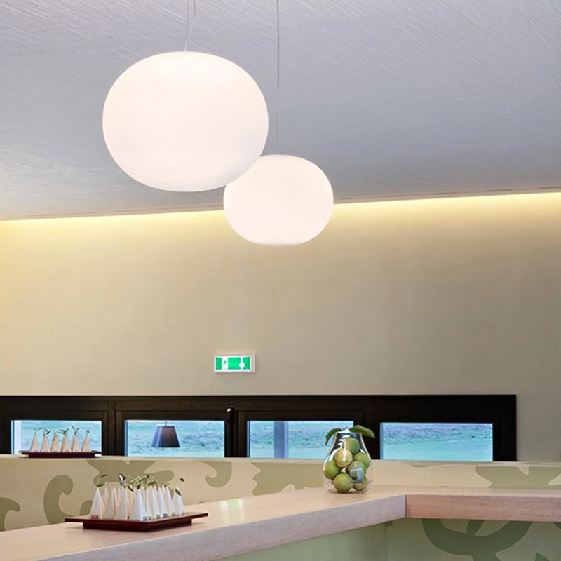 Imagem -05 - Luminária Pendente Estilo Nórdico Moderno com Vidro Branco para Decoração de Sala de Estar Simples Oval com Leite para Restaurante