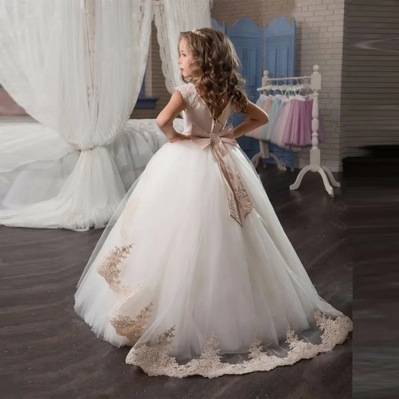 

New Luxury Ball Gown Fower Girl Dresses Off The Shoulder Appliques Lace Princess Dress For Weddings Elegant Pageant Gowns