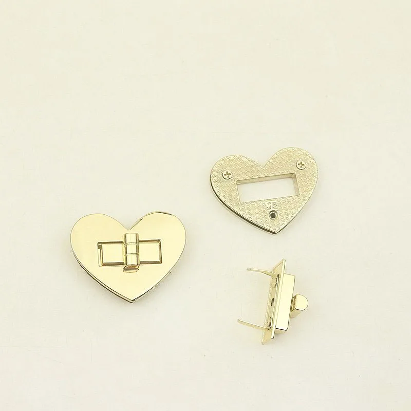10Pcs Love Heart Bag Metal Clasp Turn Twist Lock Clasps DIY Handbag Purse Heart Shape Hardware Closure Bags Parts Accessories