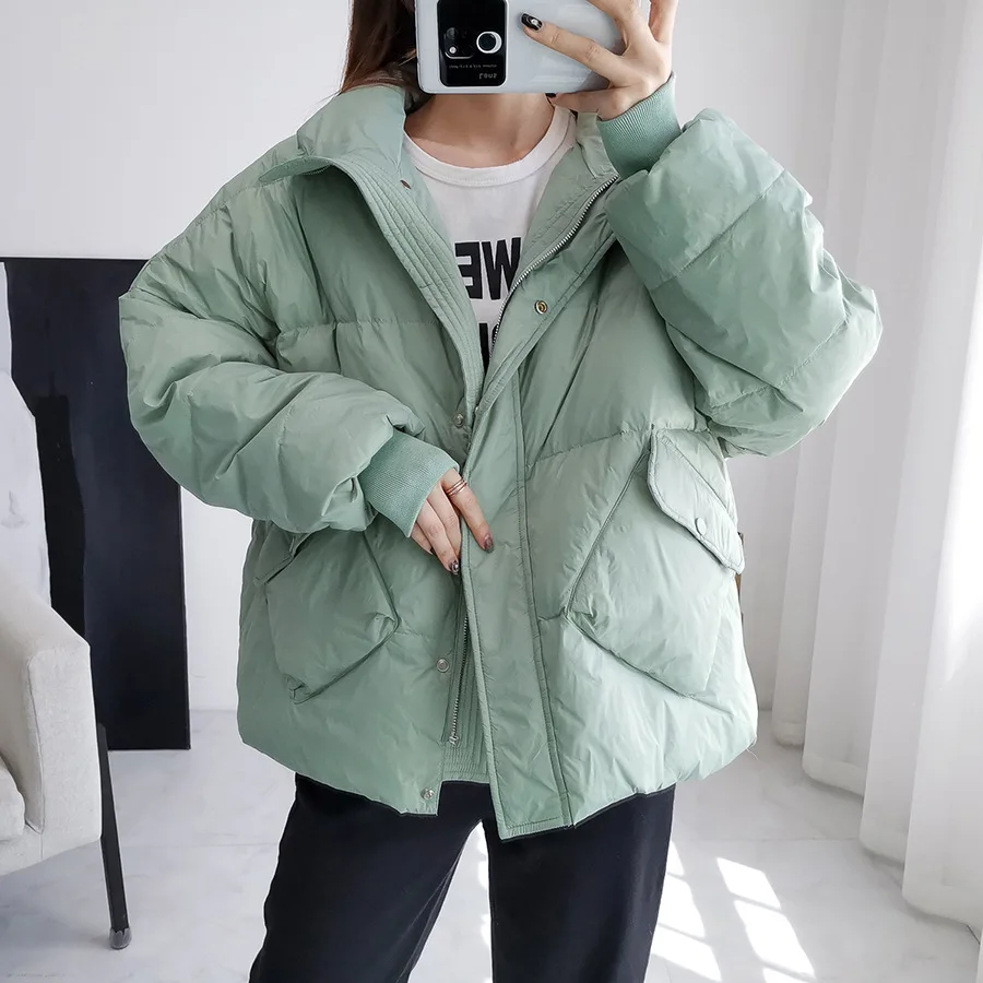 Winter 2021 New Women's Stand Collar Long Sleeve Oversized Small Bread Casual All Match Chic White Duck Down Coat For Fashion