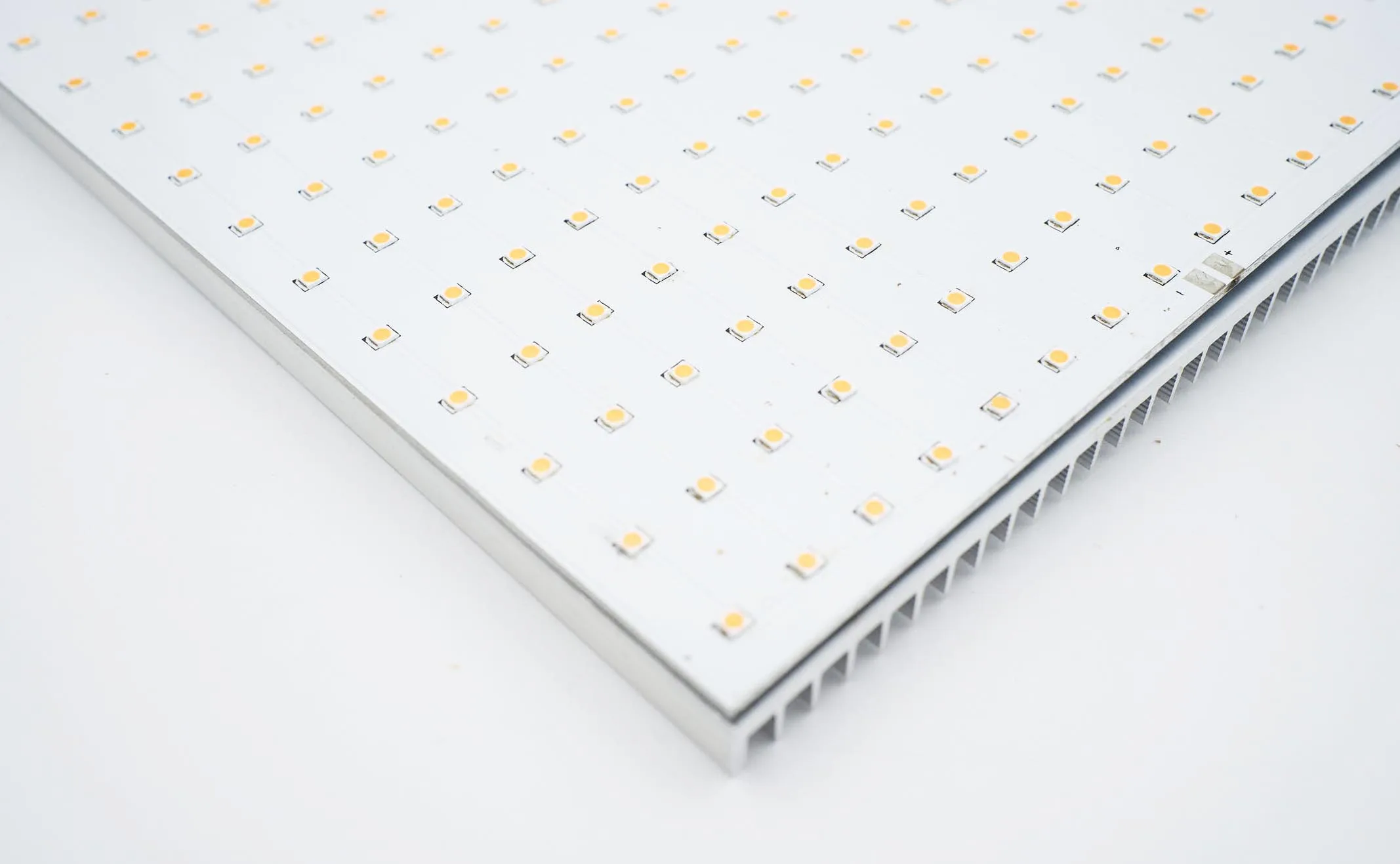 300*195mm Gitterförmiger Aluminium-Kühlkörper Wärmeableiter Kühlrippen für DIY LED-Panel-Leuchten LED-Pflanzenwachstumsleuchten PCB-Platinen – Detail 9