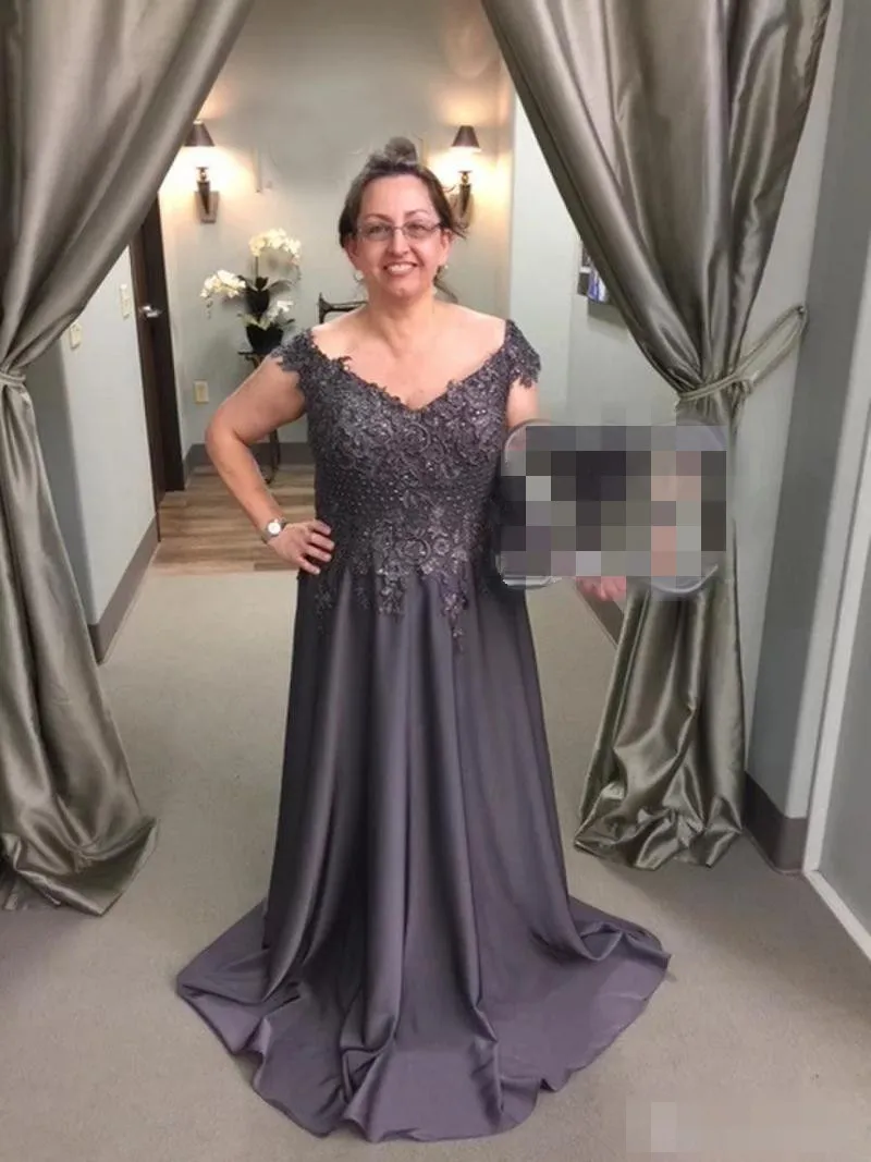 2020 vestido de mãe cinza de madrinha vestido plus size fora do ombro uma linha de renda mãe dos vestidos de noiva formal vestido de festa