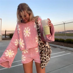 FUFUCAILLM 2 Pieces Fall Knitted Sets Women Long Sleeve Slash Floral Knit Sweater + Zip Up Shorts Suits Loose Fashion Outfits