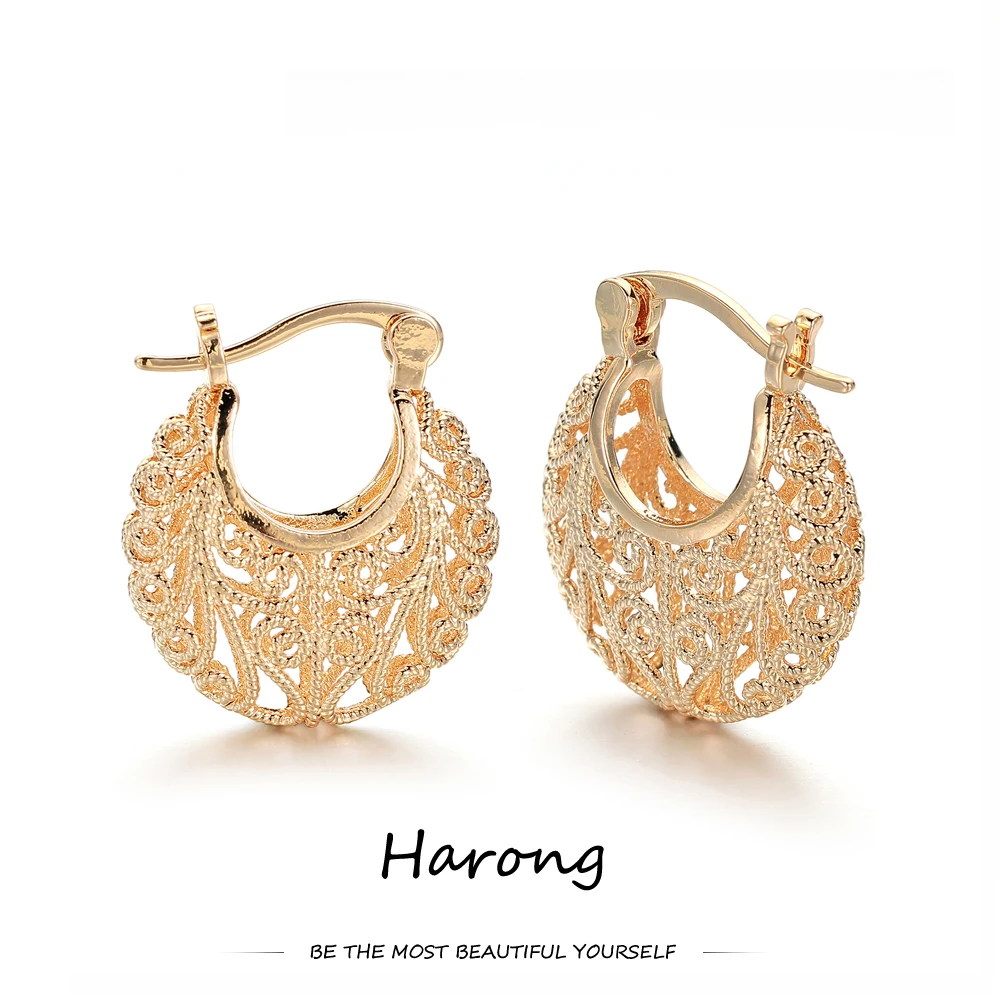 Harong Luxury Copper Hollow Stud Earrings Gold Color Purse Shape Novel Pattern Design Earring Jewelry Accessories For Woman Girl