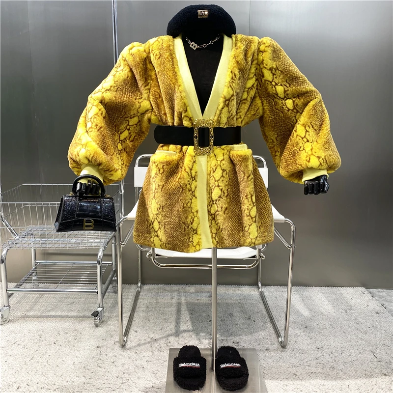 

New 2021 Fashionable And Versatile Loose Snake Pattern Artificial Wool Warm Fur Coat Advanced V-neck Comfortable Plush Coat