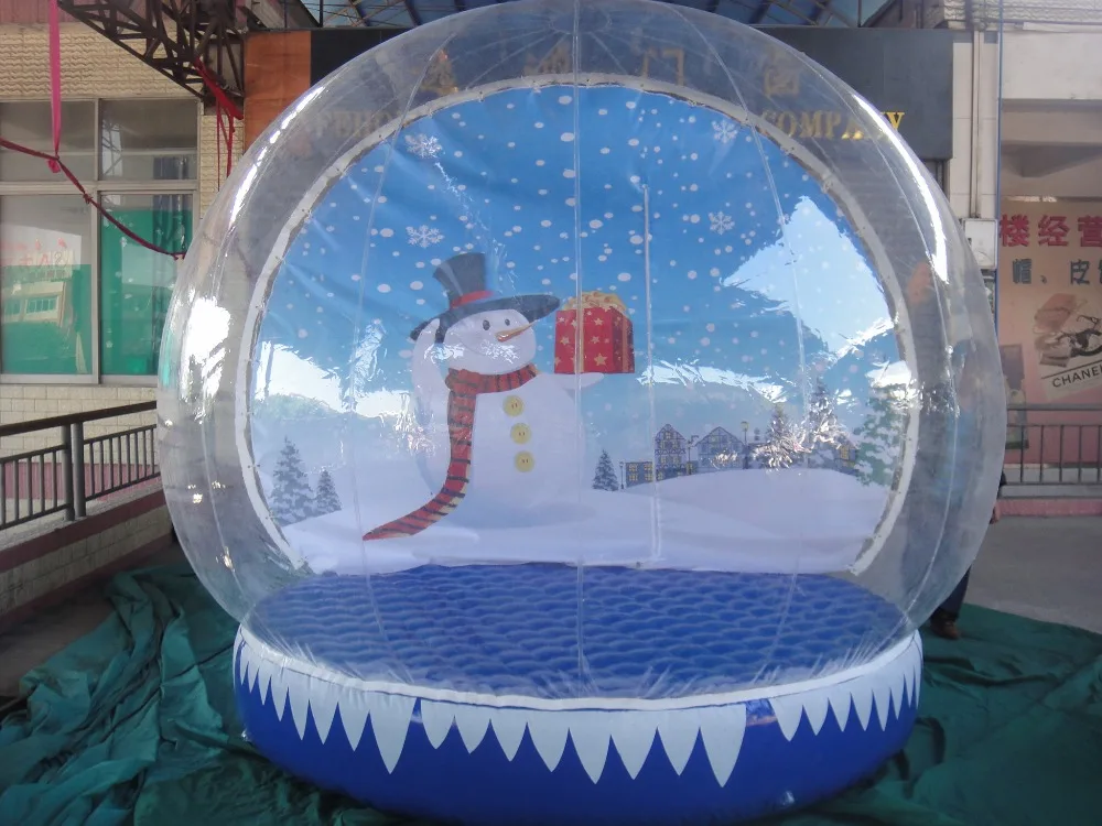 Beautiful Photo Booth Snow Globe Human Size Christmas Snow Globe For Christmas Yard Customized Clear Bubble Dome Free Blower