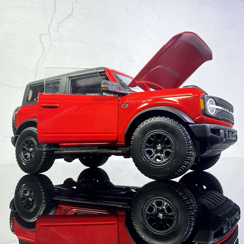 Maisto 1:18 New Red 2021 Ford Bronco Wildtrak Simulation alloy car model Collection gifts boys toy