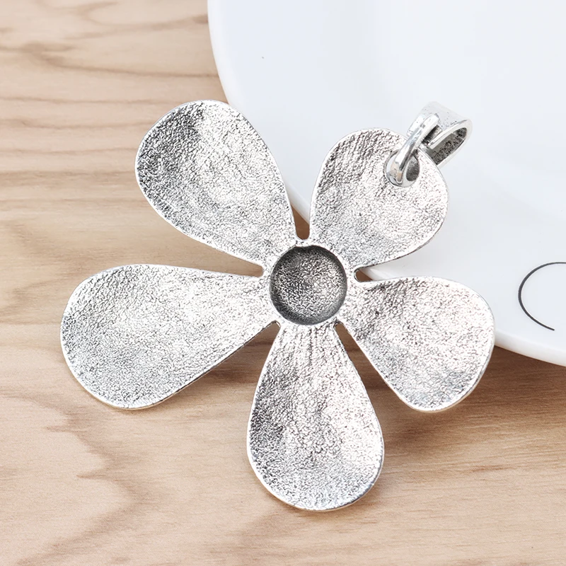 2 Pieces Tibetan Silver Large Hammered Flower Charms Pendants for Necklace Jewellery Making Findings 68x60mm