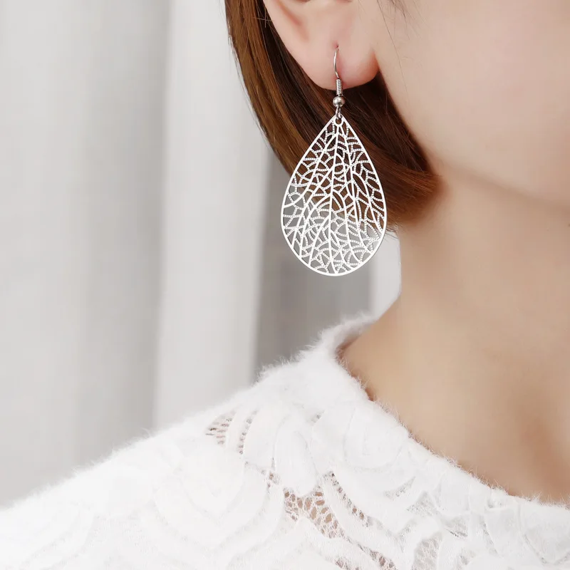 Fashion Jewelry Women's Daily Gifts Water Drop Carved Metal Plate Hollowed Out Leaves Gold-plated Court Retro Style Earrings