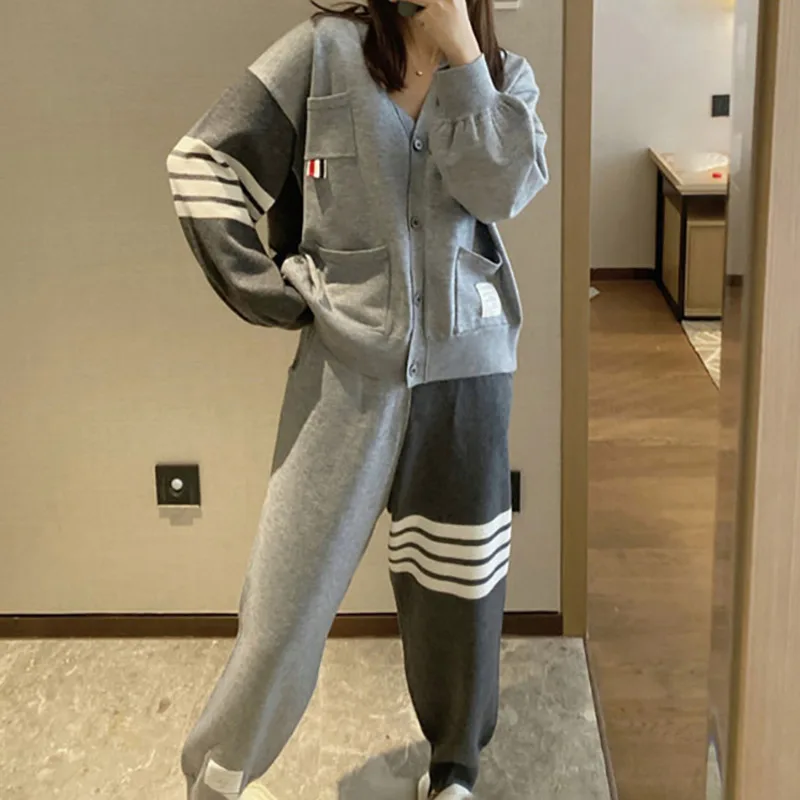 

Autumn Women's Tracksuit Loose Suit Woman Knitted V-neck Contrast Color Cardigan Top And Elastic Waist Long Pants Casual 2Pc Set