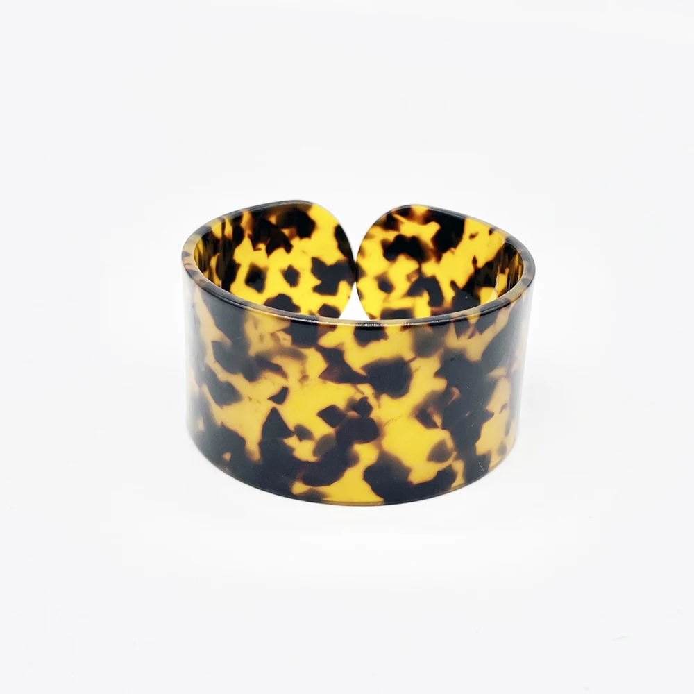 Beautiful Women Tortoiseshll Bracelet Bangle Suit for Large Wrist Wider Ladies Adult Hawaii Pacific Islands Jewelry