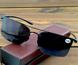 Rectangle Double Bridge Anti-sunlight Bifocal Lenses See Near N Far Reading Sunglasses +0.75 to +4 with PU Case in Picture