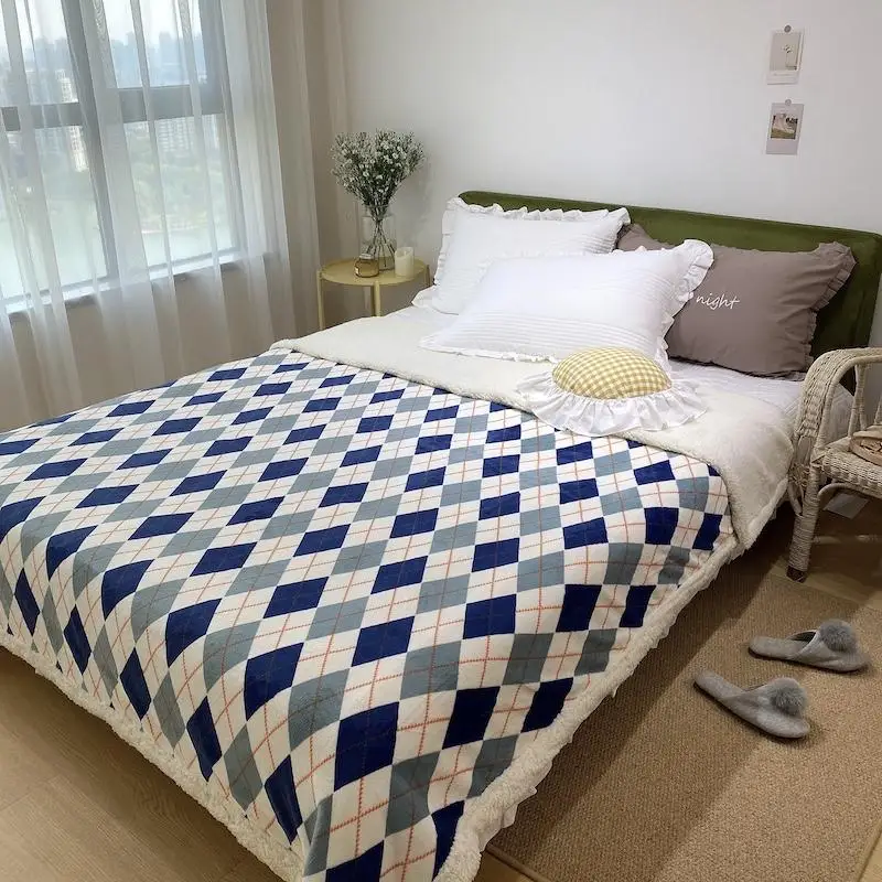 

Lamb Wool Blanket High Quality Soft Warm Comfortable Bed Cover Blanket Modern Nordic Style For Child And Adults Blanket 150x200